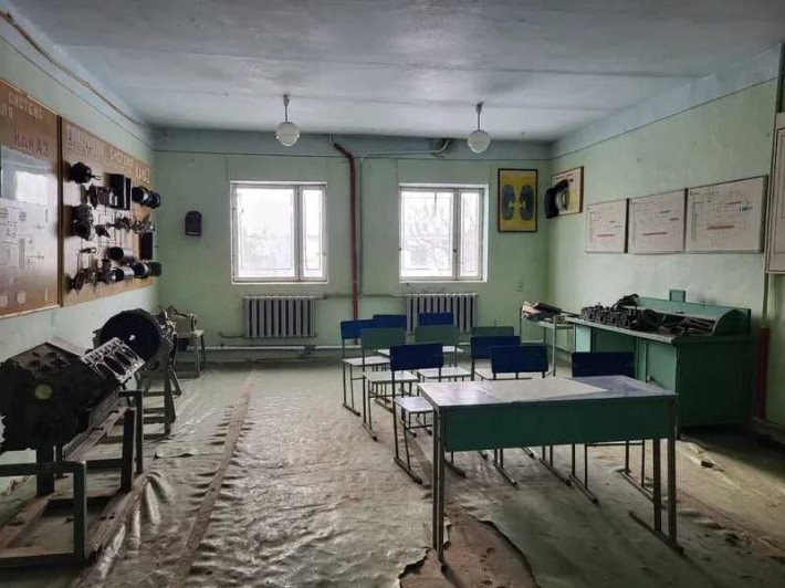 Нежитлові приміщення, 397,6 кв. м, Надвірна, вул. Мазепи Гетьмана, 152 - фото 1