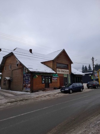 Продаю приміщення в центрі Ворохти біля дороги. 180м2. - фото 1