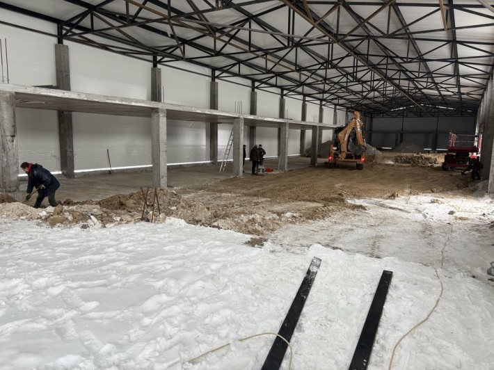 С.Святопетровское склад 2750м2;Н-9м,по 740$-1м2 - фото 1