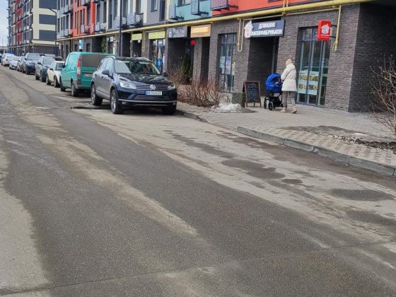 Продаж комерційного приміщенням з готовим ремонтом Чабани