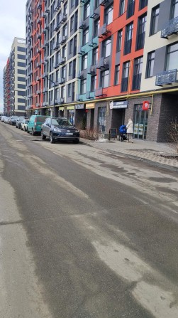 Продаж комерційного приміщенням з готовим ремонтом - фото 1