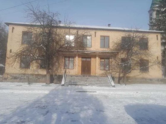 ПРОДАЖ  - Нежитлова будівля, загальною площею 436,2 кв.м. м. Тетіїв. Тетіїв