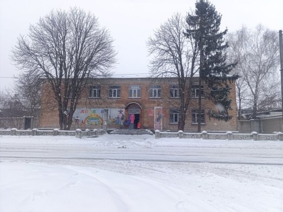 Продаж  Двоповерхової будівлі під комерцію в центрі Димера Димер