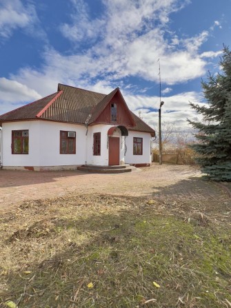 Продається комплекс будівель м .Гайворон - фото 1