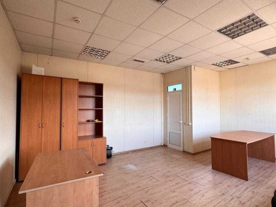 Продаж комерційної нерухомості, м.Винники Винники