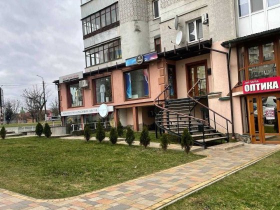 Магазин / Ремонт / Романа Шухевича, Новояворівськ / Львівська область Новояворовск