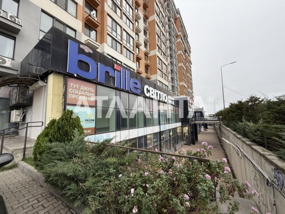 Продам помещение на фасаде ЖК Маршал Сити