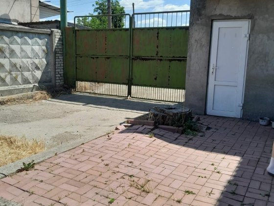 Продаётся строение 1000 кв.м бывший молокозавод  за 120 000 долл США. Овидиополь