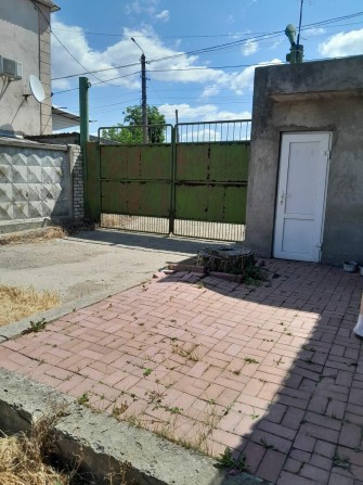 Продаётся строение 1000 кв.м бывший молокозавод  за 120 000 долл США. - фото 1