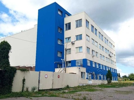 Комплекс нежитлових будівель з зем. ділянкою та виробничим обладнанням Гадяч