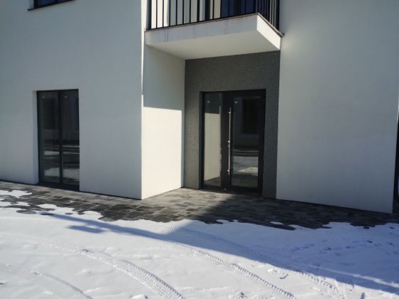 Комерція. Продам. Корец