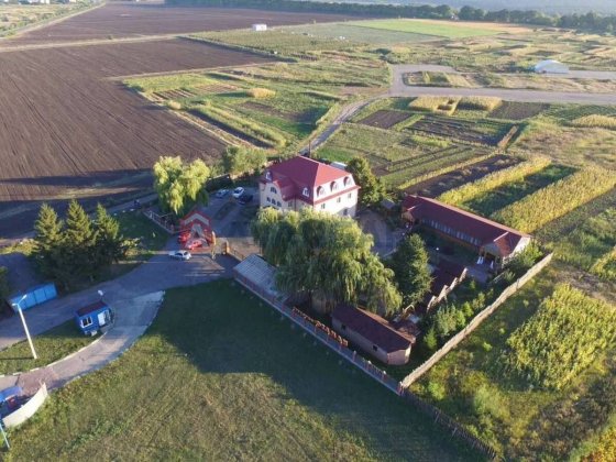 продаж комплексу під бізнес Корсунь-Шевченківський