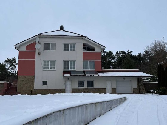 Продаж гарного будинку-готелю с. Кедина гора Кедина Гора