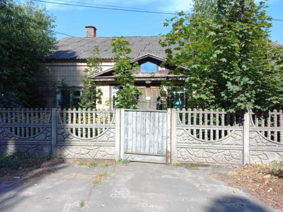 Нежитлові будівлі, площею 101,6 кв.м, Чернігівська обл, м.Ічня Ичня