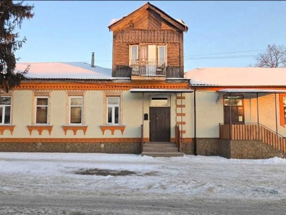 Продаж комерційної нерухомості / Короративні права ТОВ Остер