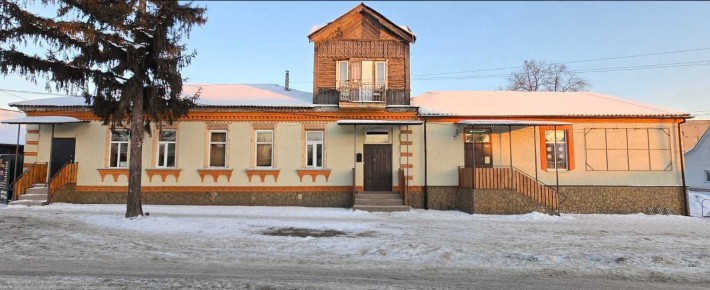 Продаж комерційної нерухомості / Короративні права ТОВ - фото 1