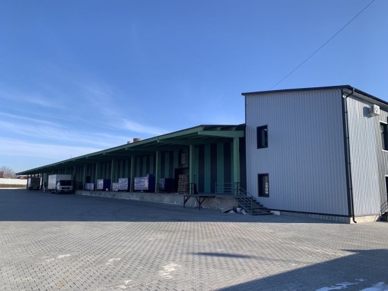 Продаж: Склад ( виробництво ) 4000м + 350м Офісів + 1,2 га територія Глибока
