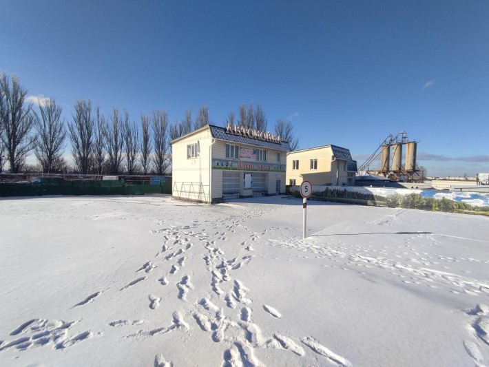 Автомийка з кафе на трасі Харків – Сімферополь - фото 1