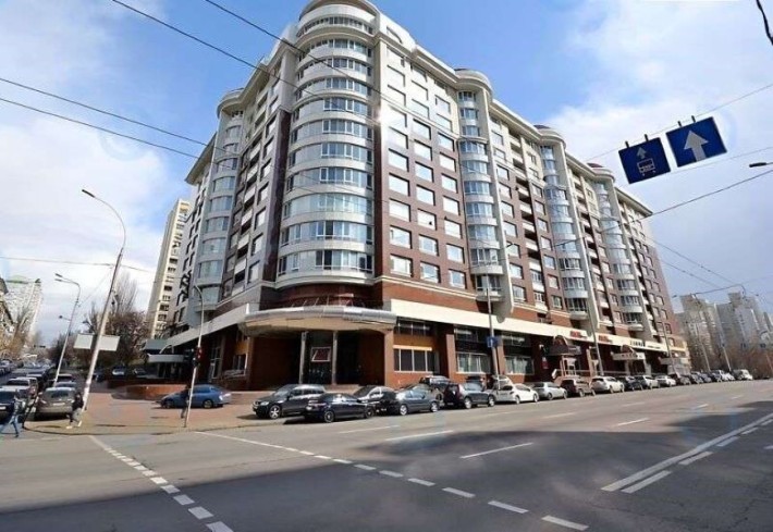 Продаж 1-к квартири вул. Антоновича 131 - фото 1