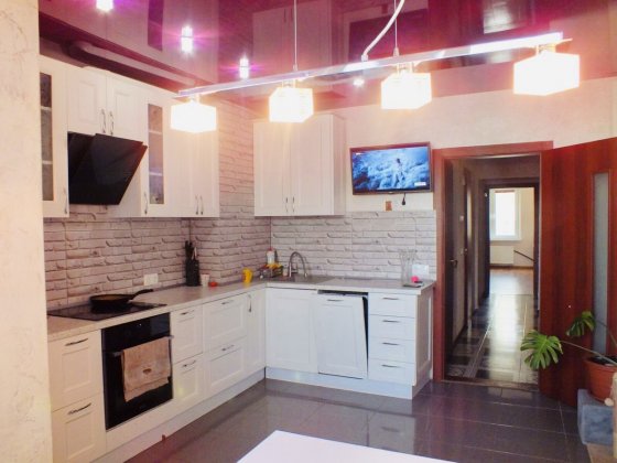 Продаж  3к  квартири, вул. С. Данченко 3, Подільський район. Мостицький масив Правий берег.Продам 3к Київ