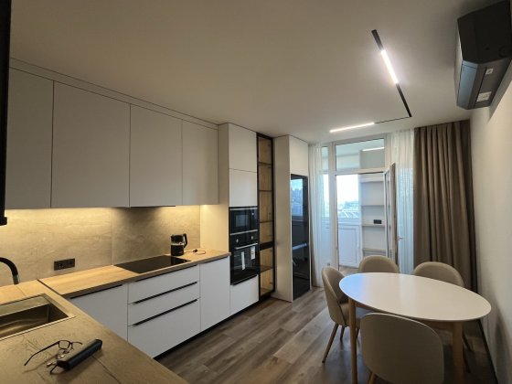 Продаж 1 кімнатної квартири в ЖК бизнес-класу  ‘’ Manhattan city ‘’  за адресою: проспект Берестейсь Киев