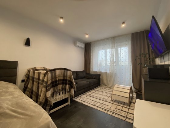 Продаж 1к квартири 37 кв. м на Троєщині, вул. О. Екстер, 16В Киев