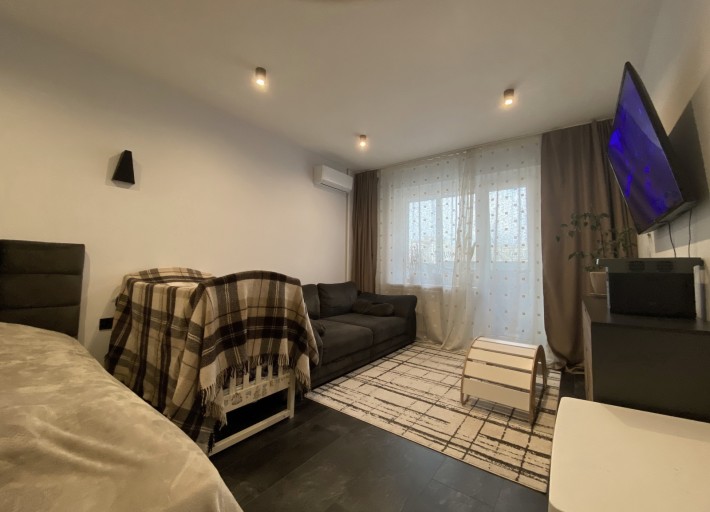 Продаж 1к квартири 37 кв. м на Троєщині, вул. О. Екстер, 16В - фото 1