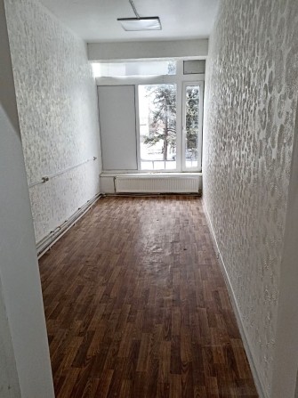 Оренда комерційного приміщення 13 м², центр, Будинок Побуту, Охтирка - фото 1