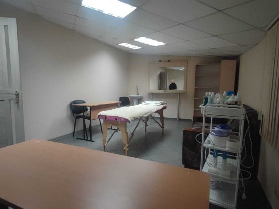 Кабінети біля Тарасівського круга! Боярка