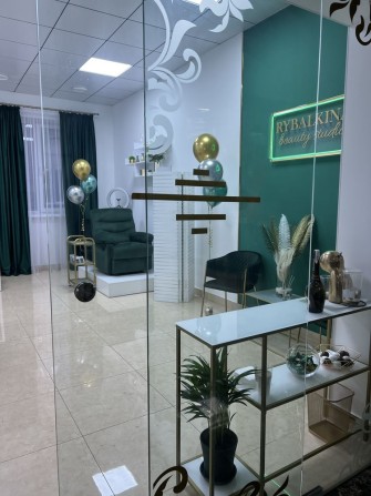 Здам робоче місце для майстра манікюру/ візажисту/ перманенту/ бровіст - фото 1