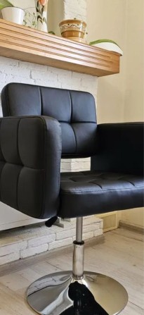 Сдам кресло парикмахерское - фото 1