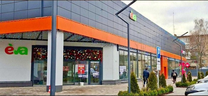 Оренда торгової площі 6м2 під острів, ТЦ Молодіжний, вул. Молодіжна - фото 1