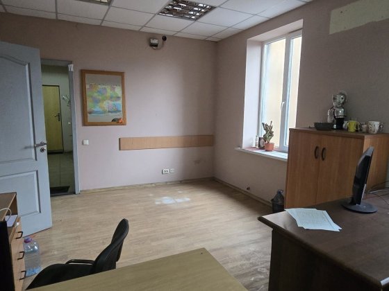 Офіс в центрі міста, світло не вимикають Кам'янське