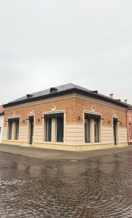 Здається в оренду комерційне приміщення в центрі міста - фото 1