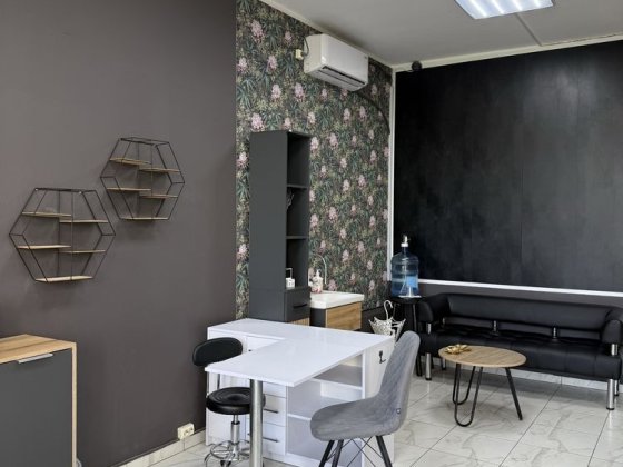 Оренда для майстра манікюрного сервісу, перманету Вышгород