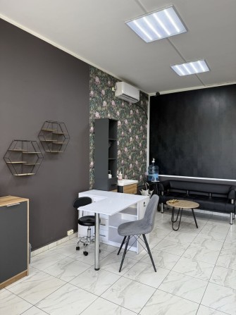 Оренда для майстра манікюрного сервісу, перманету - фото 1