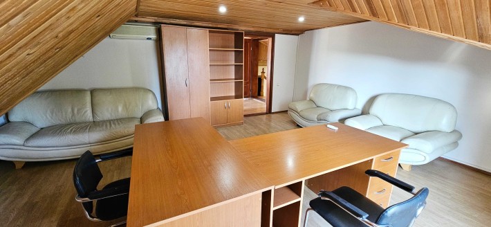 Сдам Склад 465кв.м  Офисное здание 426 кв.м  в Гостомеле , Длительно! - фото 1