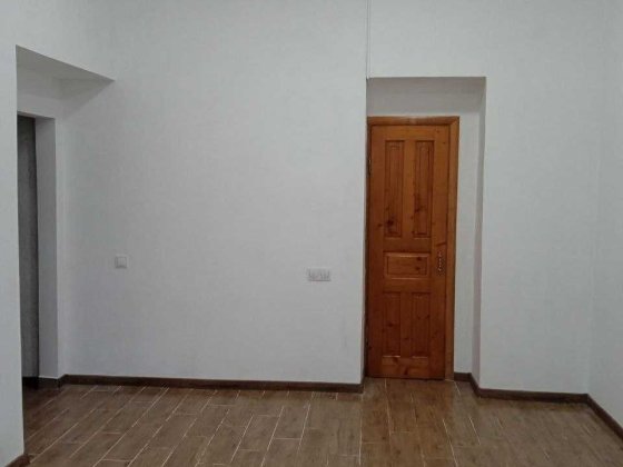 нежитлове комерційне приміщення 27,4 м.кв, оренда Дрогобич