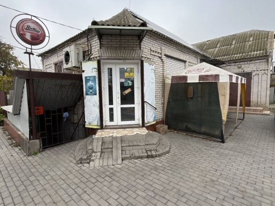 Сдается в аренду магазин с солнечными панелями