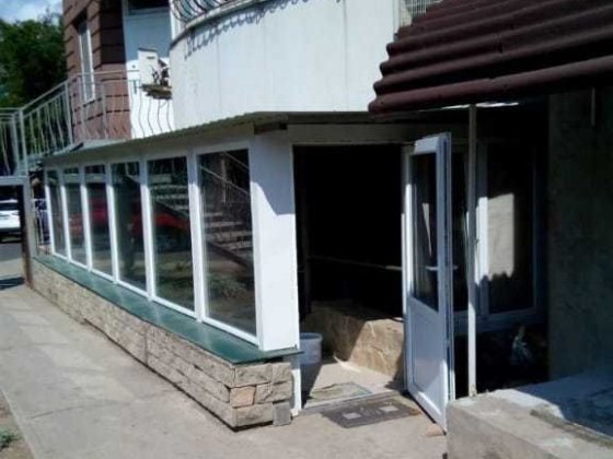 Сдам свой двухуровневый офис. Черноморск . пр-к Хантадзе. Чорноморськ