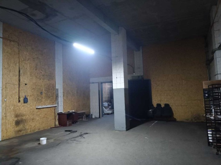 Комерційні,  виробничі, складські  приміщення  у  м.Калуші недорого - фото 1