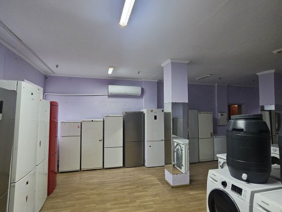 Здам приміщення р-н ринку, вул Першотравнева Кам'янець-Подільський