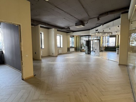 Оренда приміщення 62 м2 / Коломия центр Коломия