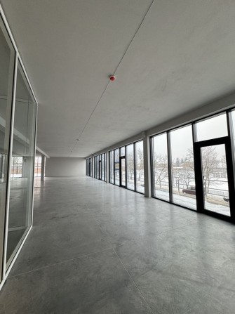 Оренда приміщення в центрі міста - фото 1