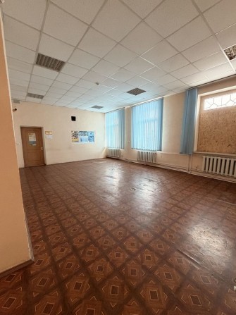 Оренда приміщення в центрі Лебедина 47м 2, 150 грн м2 - фото 1