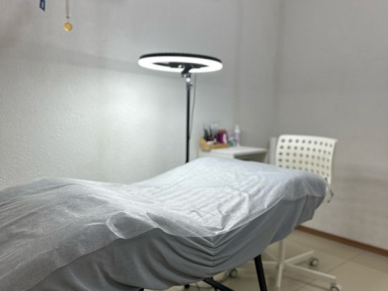 Здам в оренду кушетку Лозова