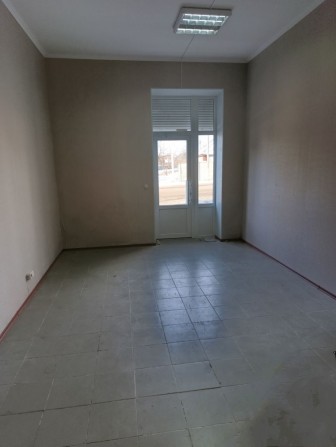 Оренда фасадного приміщення 25м2 - фото 1