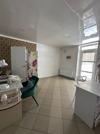 Здам в оренду місце в студії краси - фото 1