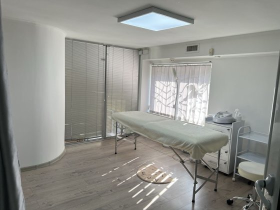 Здається кабінет на 15 днів та робочі місця на міс/15 днів Мукачево Мукачеве