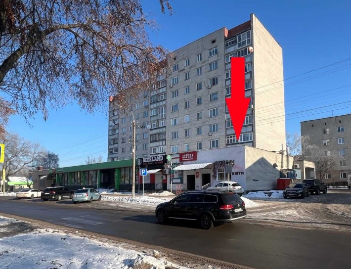 Оренда приміщення. 42 мкв. Світло не вимикають. вул Шевченко 20. Торг. - фото 1